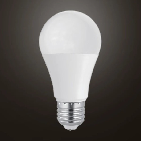 Bombilla 11w 6500k Sensor Crepuscular Abrila Standar E27 990lm 11,7x6x6 Cm