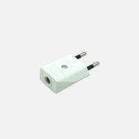 Eco Clavija Retractil Mod5 2p+e 10a 230v Blanca 2x3,5x6cm